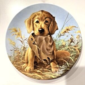 Knowles "Caught in the Act - The‎ Golden Retriever" Plate 1987 Hunting Dog